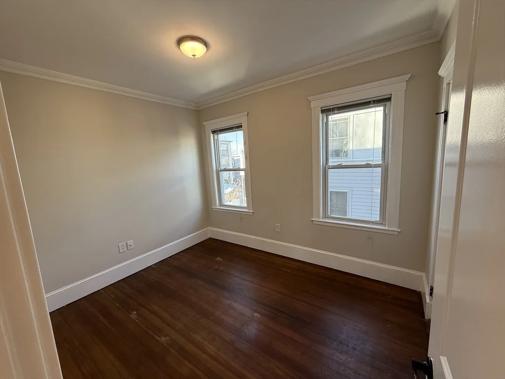 4 bed, 2 bath apartment for rent at 55 Iffley Rd Unit 2, Jamaica Plain — photo 4 of 12
