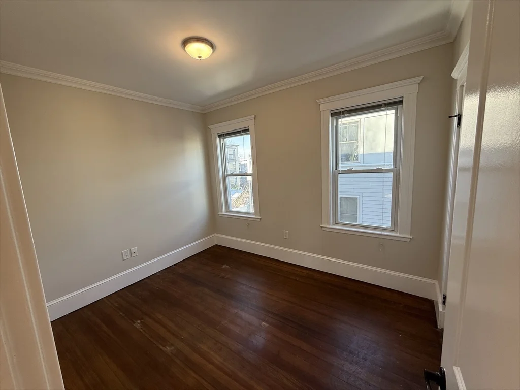 4 bed, 2 bath apartment for rent at 55 Iffley Rd Unit 3, Jamaica Plain — photo 9 of 12
