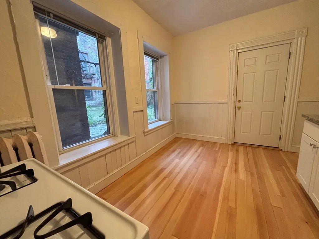 2 bed, 1 bath apartment for rent at 55 Joy St Unit 1, Beacon Hill — photo 19 of 21