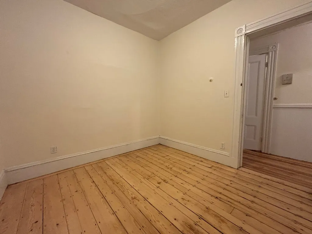 2 bed, 1 bath apartment for rent at 55 Joy St Unit 1, Beacon Hill — photo 15 of 21