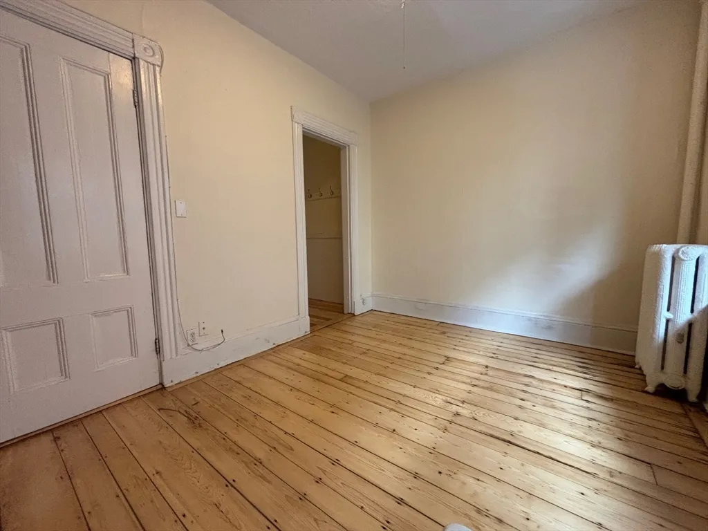2 bed, 1 bath apartment for rent at 55 Joy St Unit 1, Beacon Hill — photo 3 of 21
