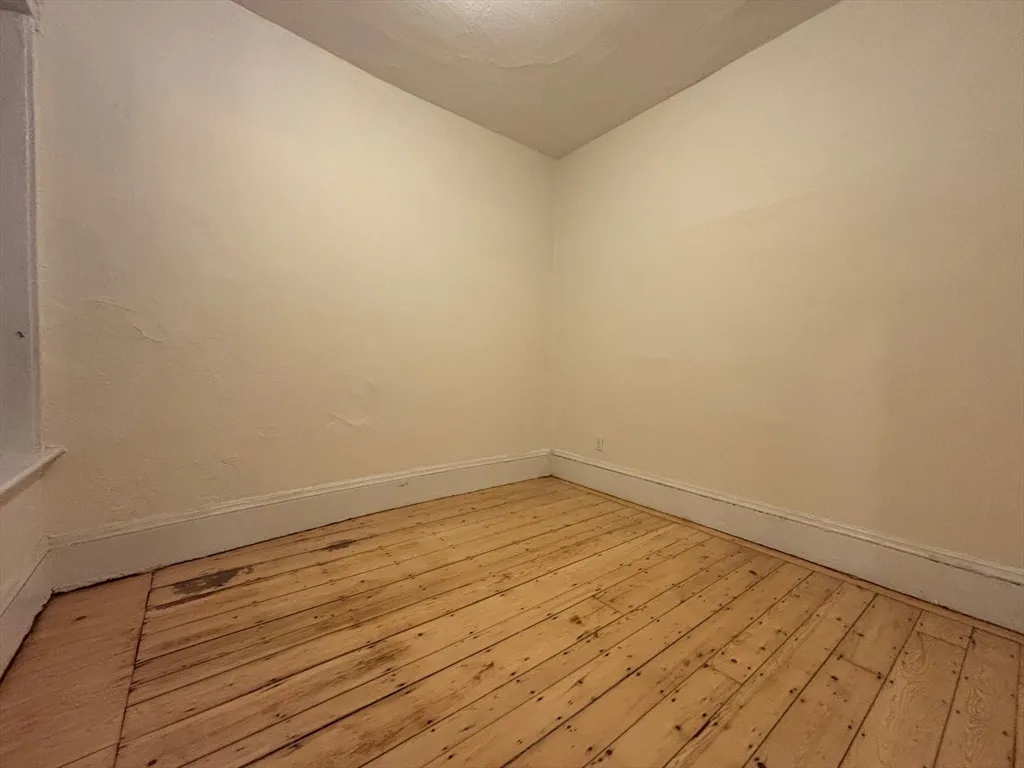 2 bed, 1 bath apartment for rent at 55 Joy St Unit 1, Beacon Hill — photo 12 of 21