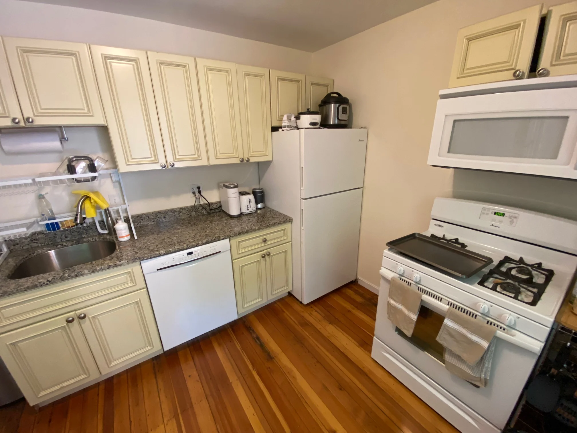 2 bed, 1 bath apartment for rent at 55 Joy St Unit 5, Beacon Hill — photo 21 of 22