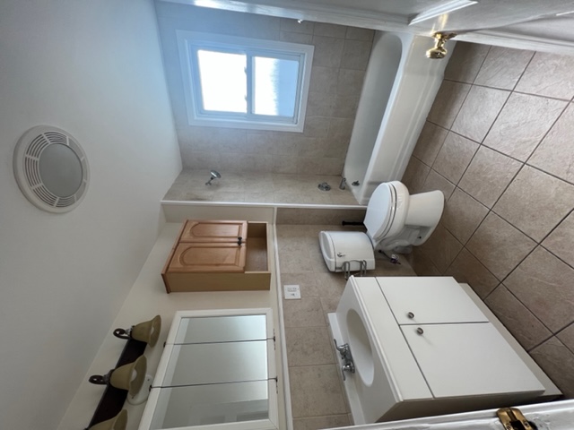 4 bed, 2 bath apartment for rent at 55 Kenmere Rd Unit 1, Medford — photo 7 of 21