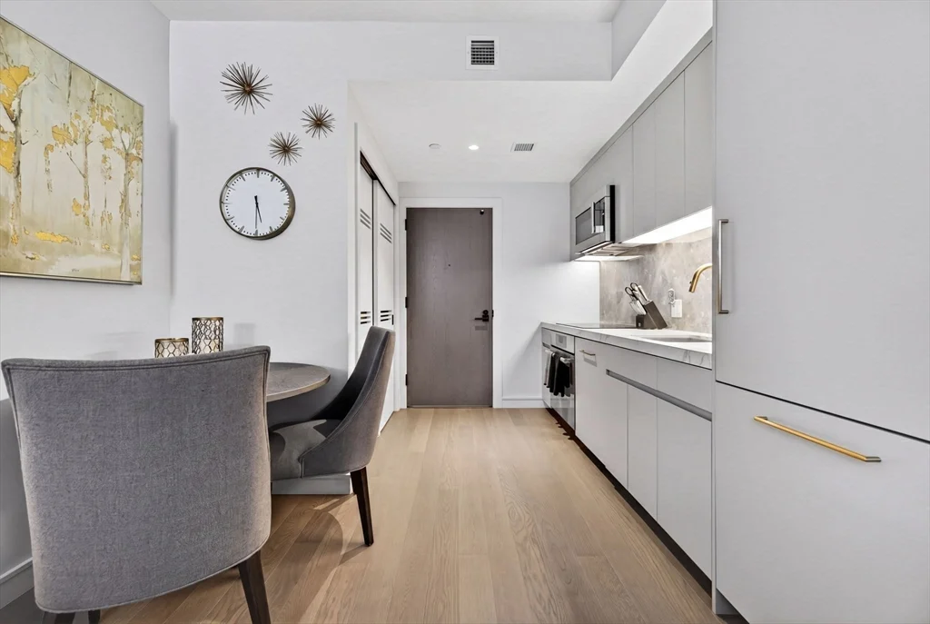 1 bed, 1 bath apartment for rent at 55 Lagrange St Unit 409, Boston Downtown — photo 6 of 29
