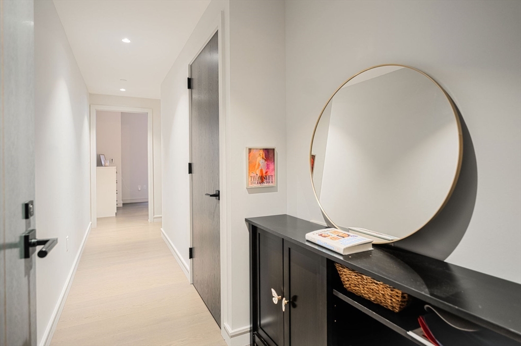 1 bed, 1 bath apartment for rent at 55 Lagrange St Unit 707, Midtown — photo 4 of 13