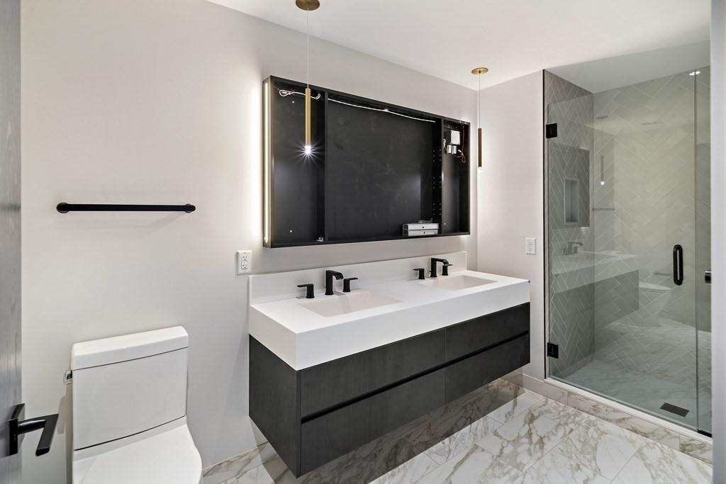 1 bed, 1 bath apartment for rent at 55 Lagrange St Unit 909, Theatre District — photo 7 of 14