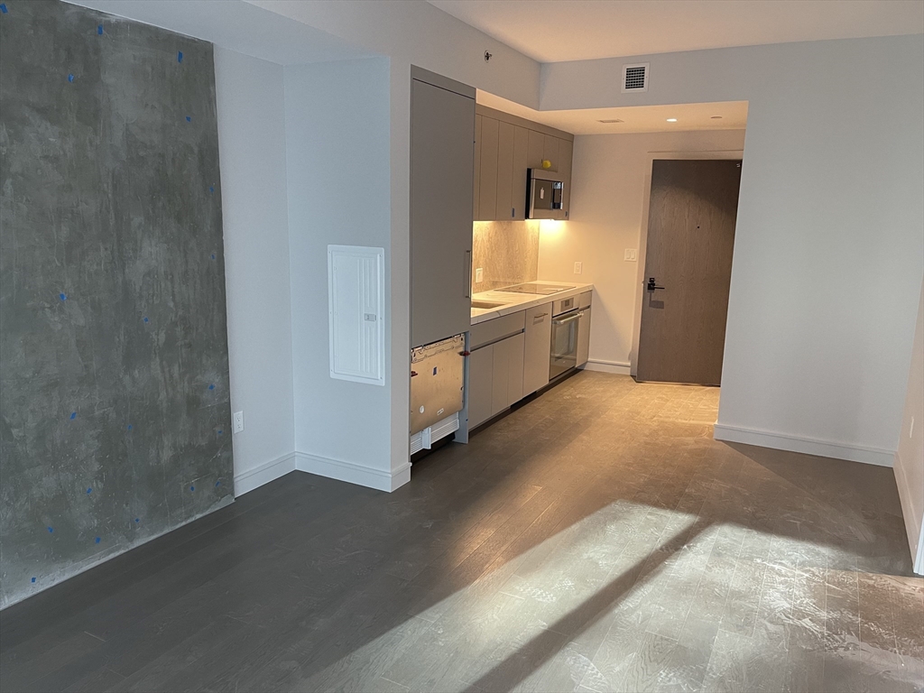 1 bed, 1 bath apartment for rent at 55 Lagrange Unit 1208, Back Bay — photo 5 of 5