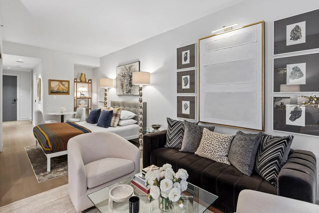 Studio bed, 1 bath apartment for rent at 55 Lagrange Unit 206, Boston Downtown — photo 10 of 31