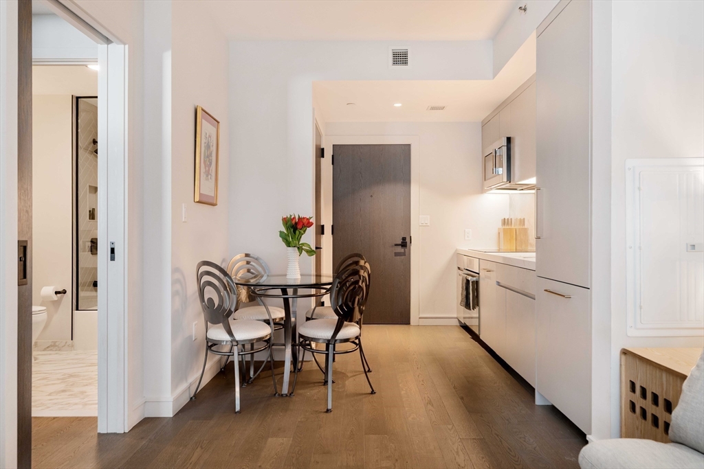 1 bed, 1 bath apartment for rent at 55 Lagrange Unit 603, South End — photo 10 of 28