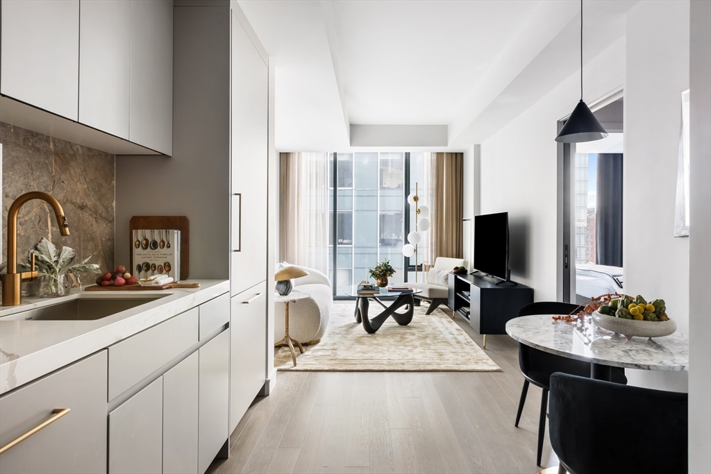 1 bed, 1 bath apartment for rent at 55 Lagrange Unit 702, Boston Downtown — photo 1 of 15