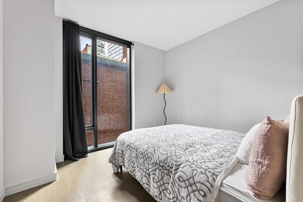 1 bed, 1 bath apartment for rent at 55 Lagrange Unit 709, Boston Downtown — photo 11 of 27