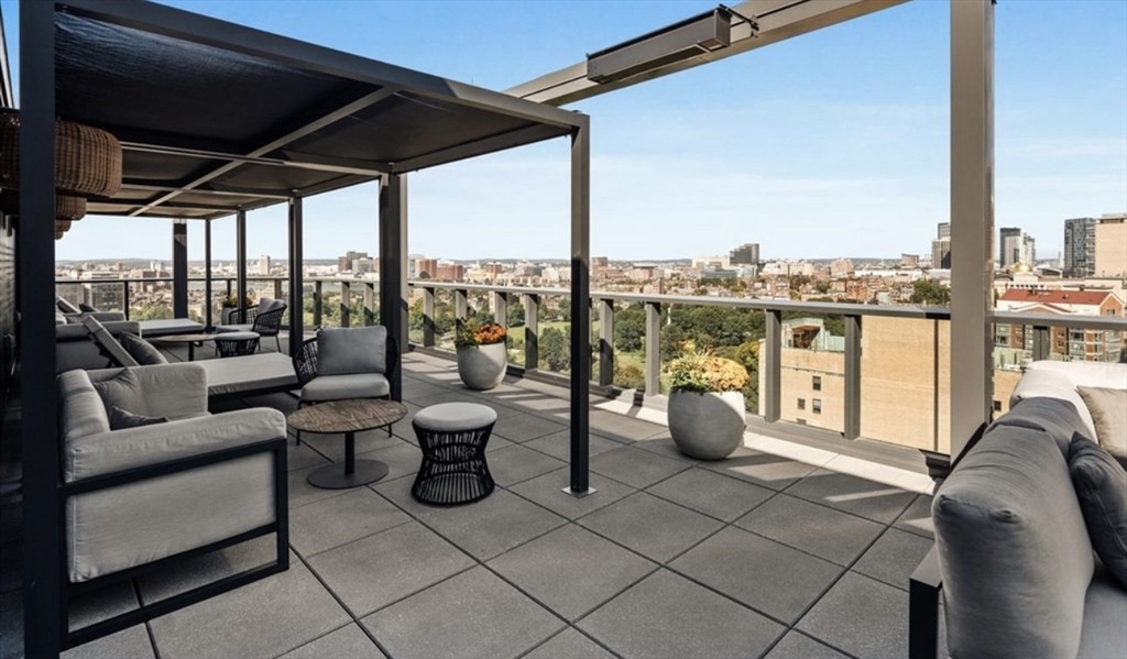 1 bed, 1 bath apartment for rent at 55 Lagrange Unit 809, Boston — photo 18 of 20
