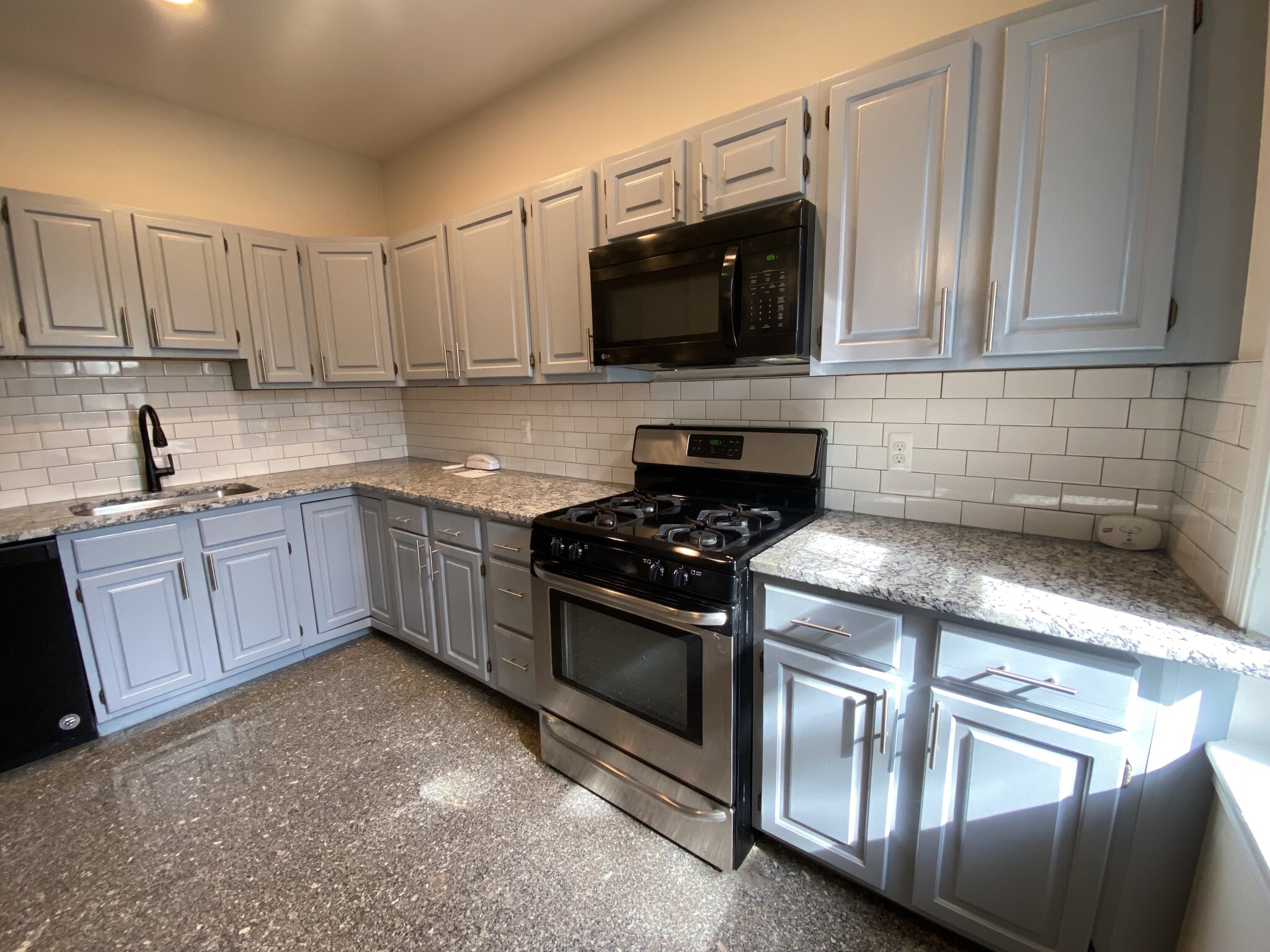 1 bed, 1 bath apartment for rent at 55 Lanark Rd Unit 2, Brighton — photo 14 of 35