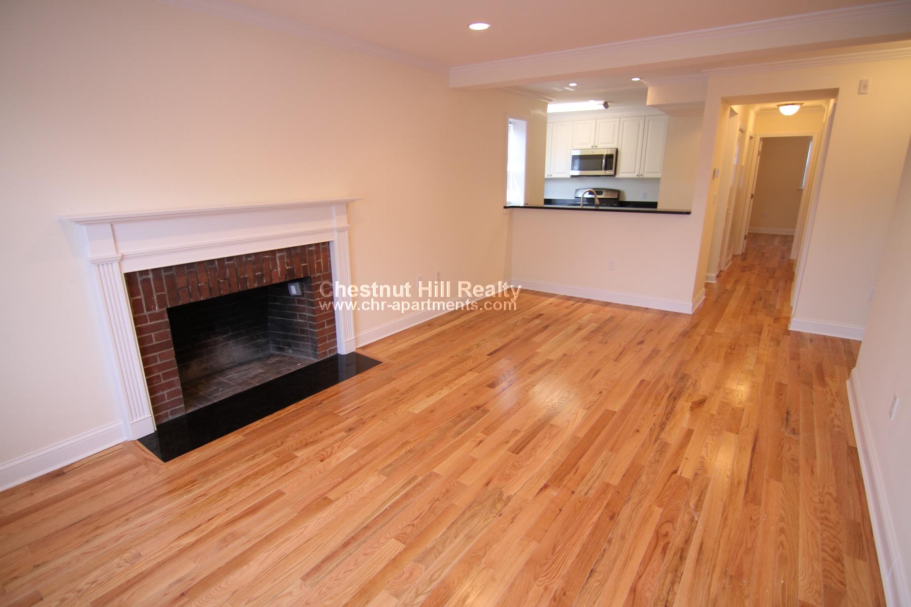 3 bed, 1.5 bath apartment for rent at 55 Langdon St Unit 007, Neighborhood Nine — photo 3 of 9