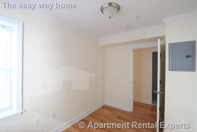 3 bed, 1 bath apartment for rent at 55 Langdon St Unit 2, Harvard Square — photo 9 of 20