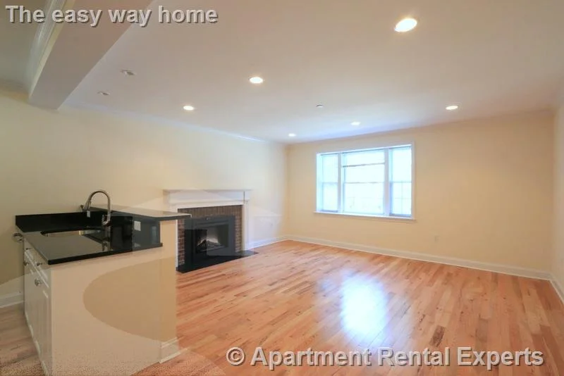 3 bed, 1 bath apartment for rent at 55 Langdon St Unit 2, Harvard Square — photo 1 of 20