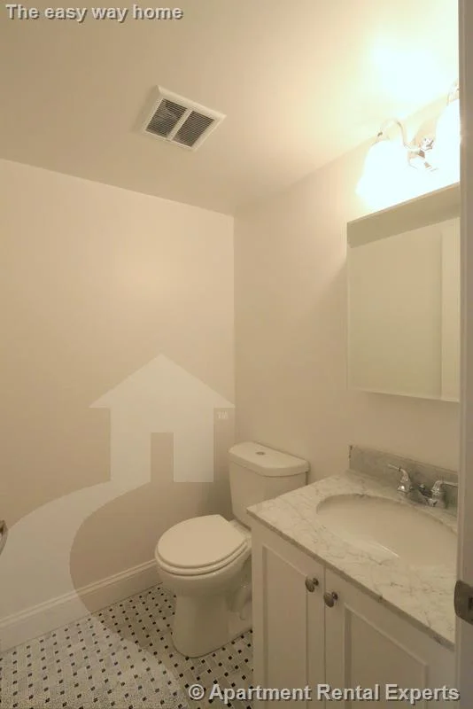3 bed, 1 bath apartment for rent at 55 Langdon St Unit 2, Harvard Square — photo 7 of 20