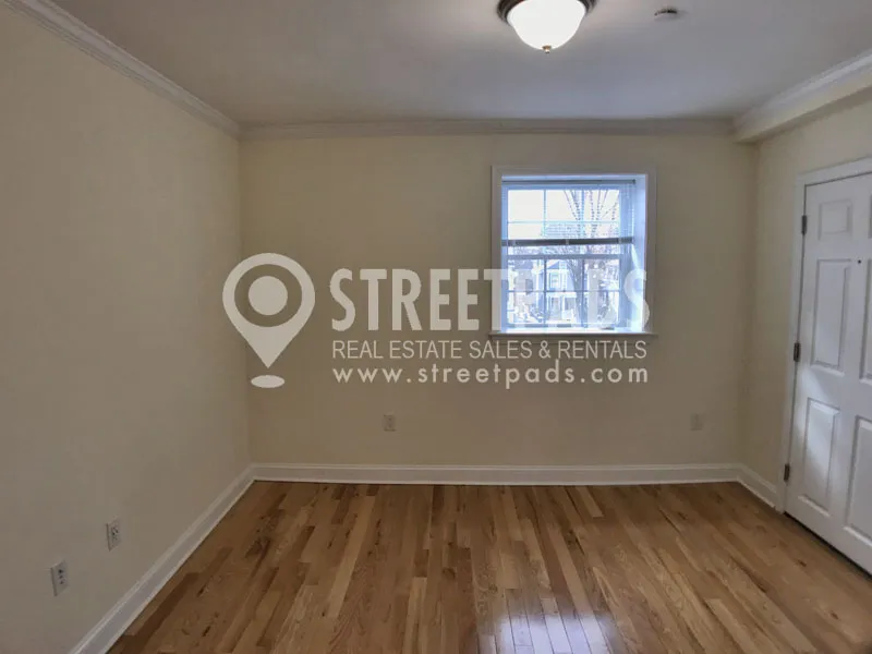 3 bed, 1.5 bath apartment for rent at 55 Langdon St Unit 3, Neighborhood Nine — photo 16 of 29