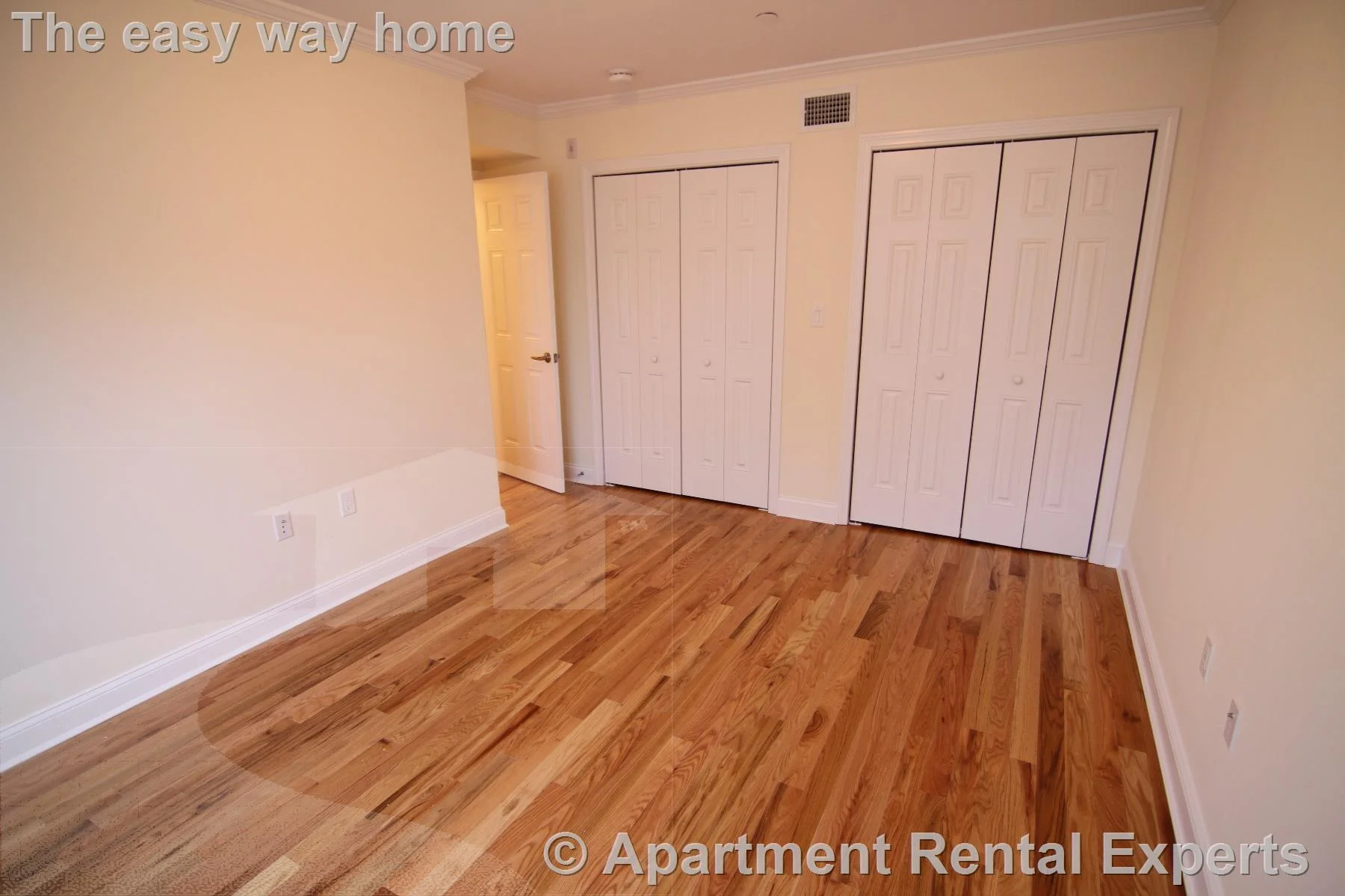 3 bed, 1 bath apartment for rent at 55 Langdon St Unit 4, Neighborhood Nine — photo 3 of 6
