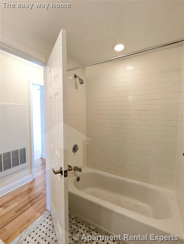 3 bed, 1 bath apartment for rent at 55 Langdon St Unit 5, Harvard Square — photo 10 of 19