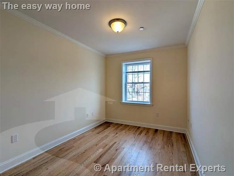 3 bed, 1 bath apartment for rent at 55 Langdon St Unit 6, Harvard Square — photo 7 of 16