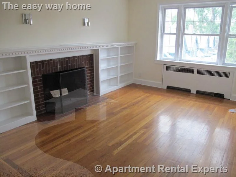 3 bed, 1 bath apartment for rent at 55 Langdon St Unit 8, Harvard Square — photo 1 of 10