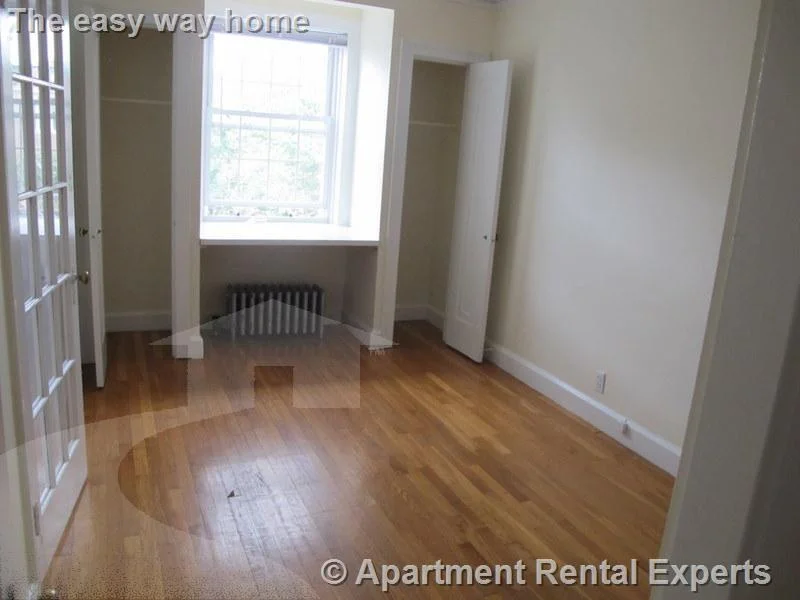 3 bed, 1 bath apartment for rent at 55 Langdon St Unit 8, Harvard Square — photo 2 of 10