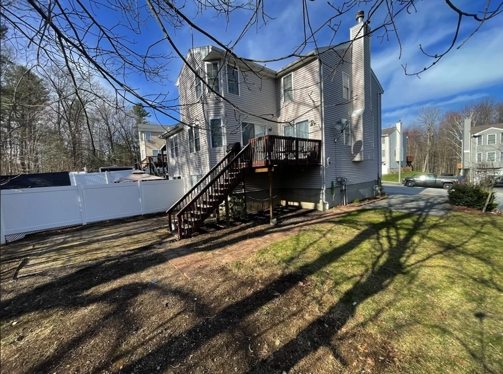 3 bed, 2 bath apartment for rent at 55 Ledgecrest Dr Unit 55, Worcester — photo 10 of 10