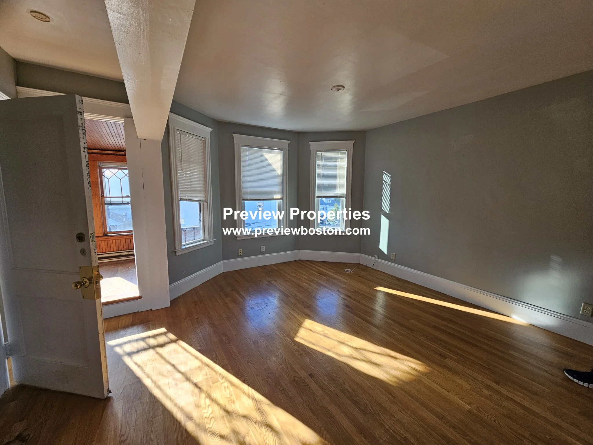 3 bed, 1.5 bath apartment for rent at 55 Leicester St Unit 3P, Brighton — photo 9 of 10
