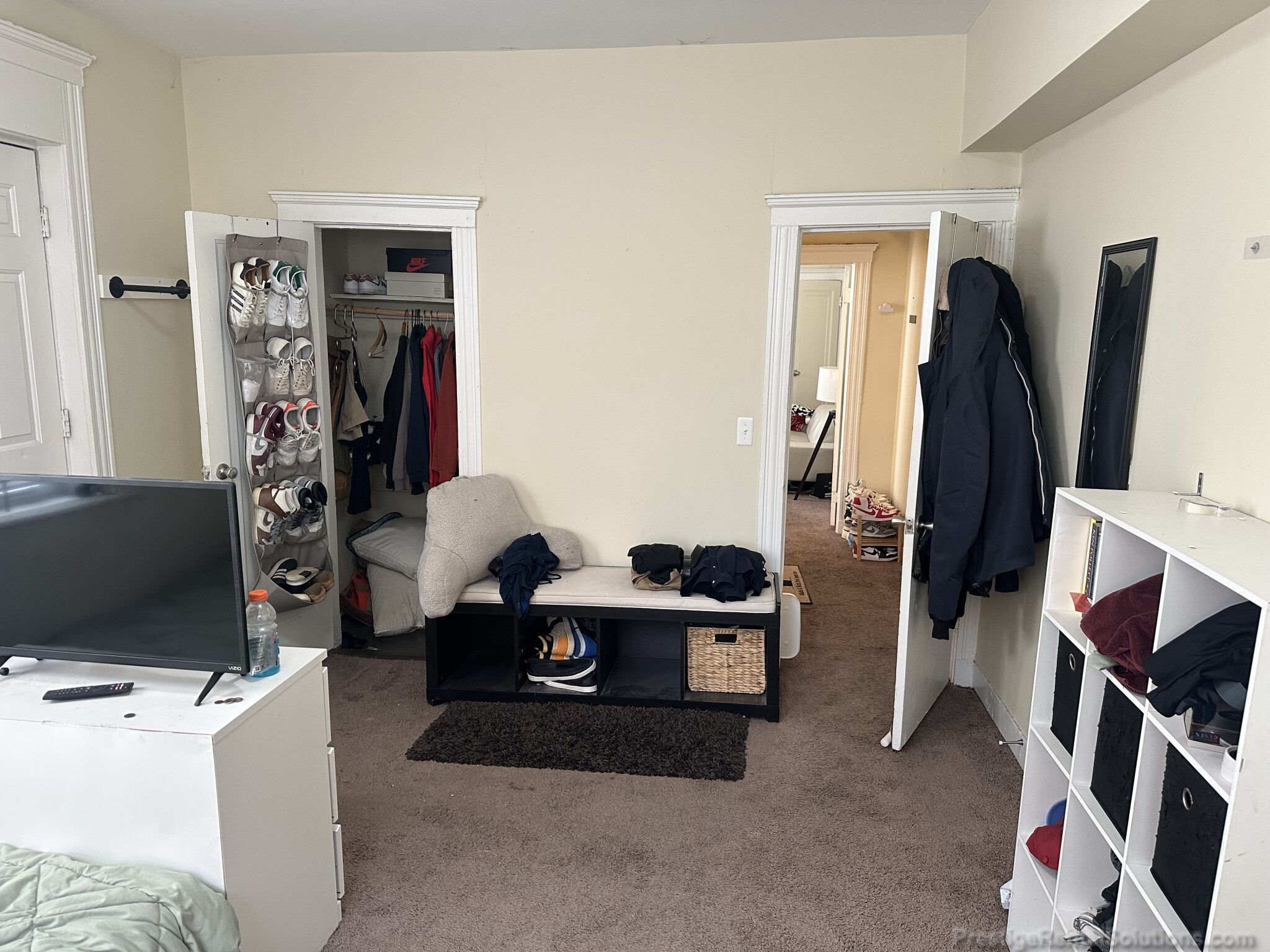 1 split bed, 1 bath apartment for rent at 55 Linden St Unit 1, Allston — photo 10 of 13