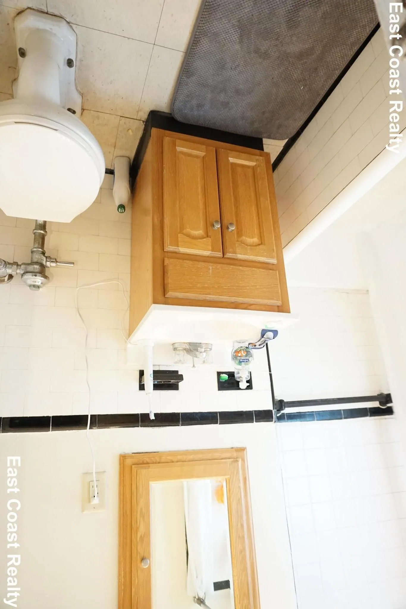 1 bed, 1 bath apartment for rent at 55 Linden St Unit 12, Allston — photo 8 of 14