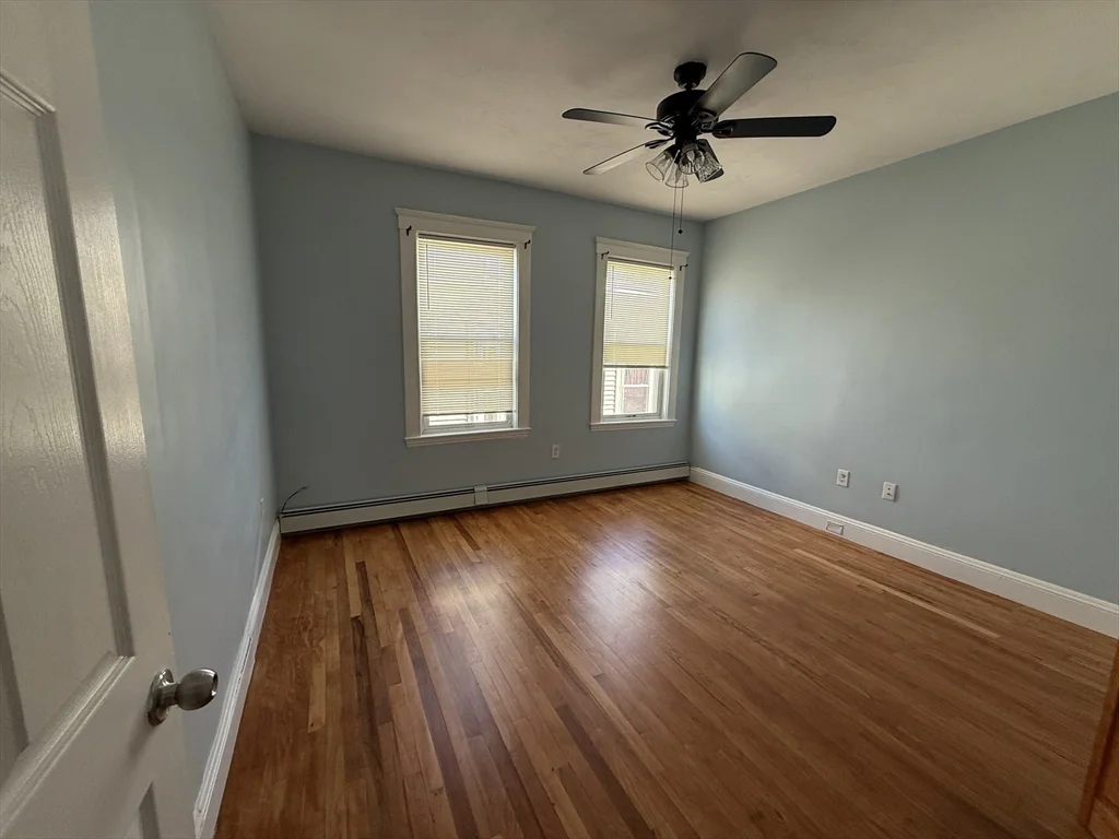 4 bed, 1 bath apartment for rent at 55 Lithgow St Unit 3, Dorchester — photo 13 of 16