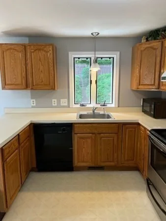 2 bed, 1 bath apartment for rent at 55 Littleton Rd Unit 6A, Ayer — photo 4 of 25