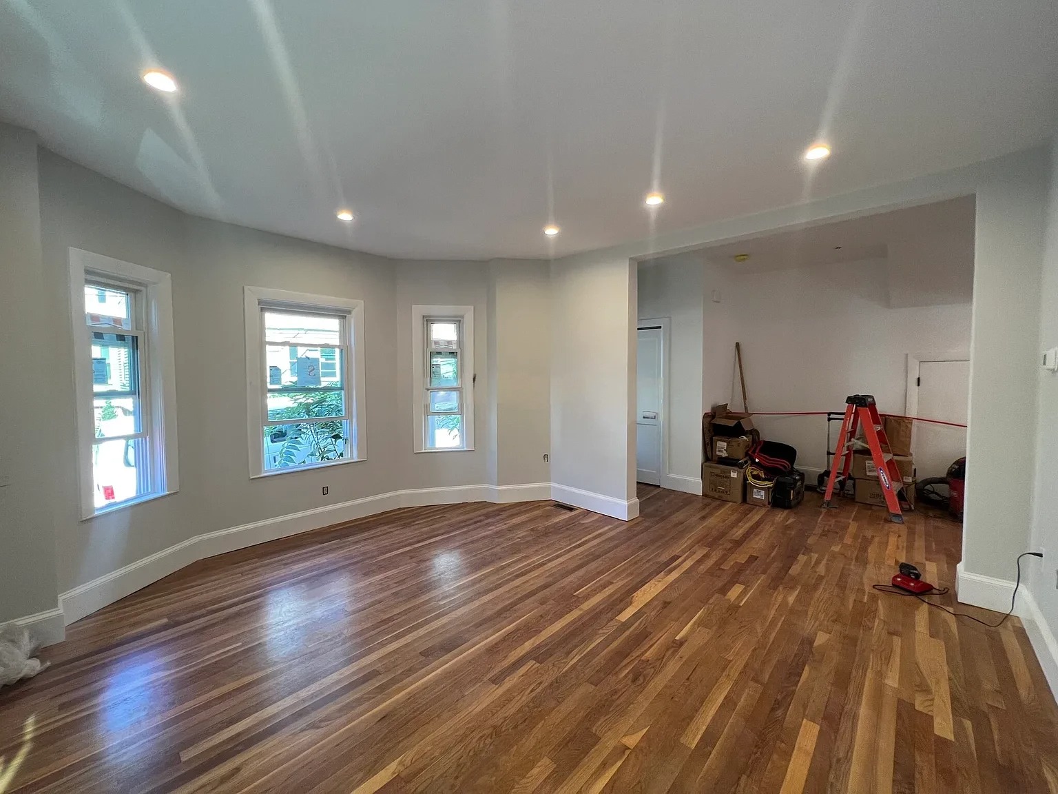 1 bed, 1 bath apartment for rent at 55 Lowell St Unit 1, Spring Hill — photo 4 of 32