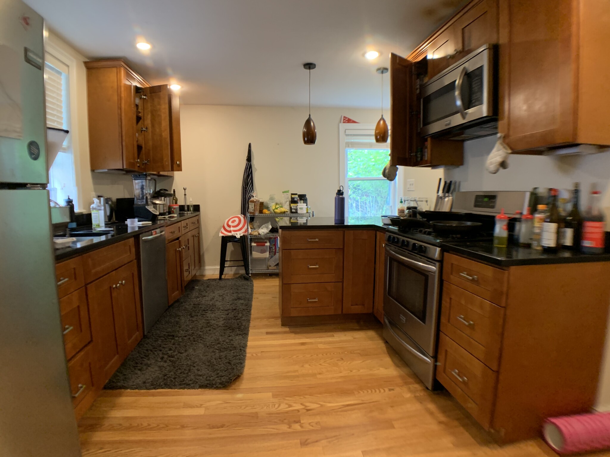 3 bed, 2 bath apartment for rent at 55 Lowell St Unit R, Spring Hill — photo 2 of 25