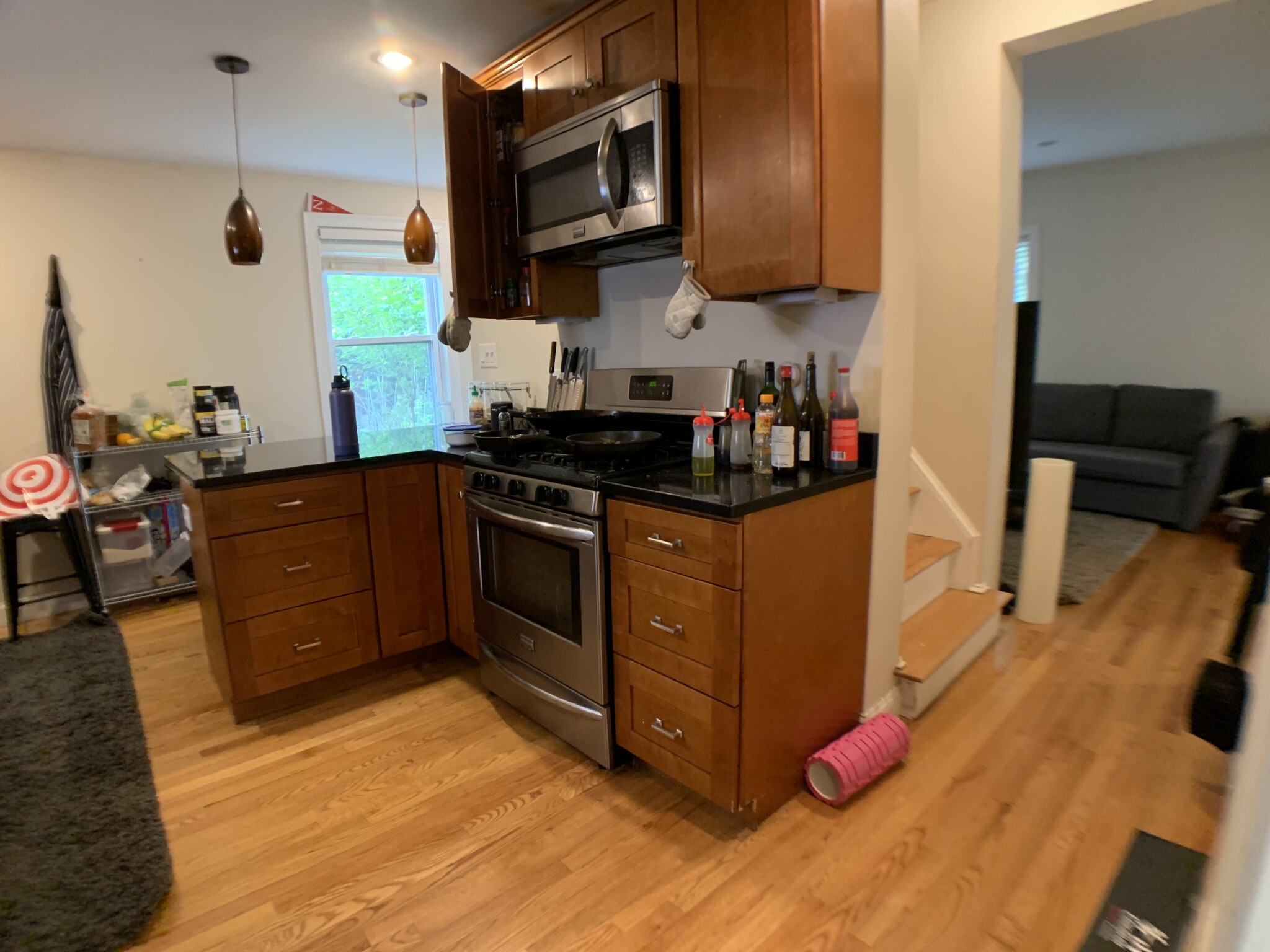 3 bed, 2 bath apartment for rent at 55 Lowell St Unit R, Spring Hill — photo 3 of 25