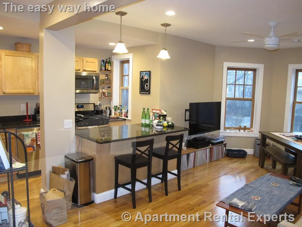 2 bed, 1 bath apartment for rent at 55 Magazine St Unit 21, Cambridgeport — photo 3 of 10