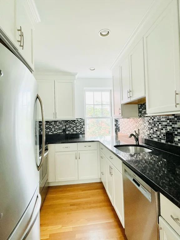 1 bed, 1 bath apartment for rent at 55 Magazine St Unit 39, Central Square — photo 8 of 22