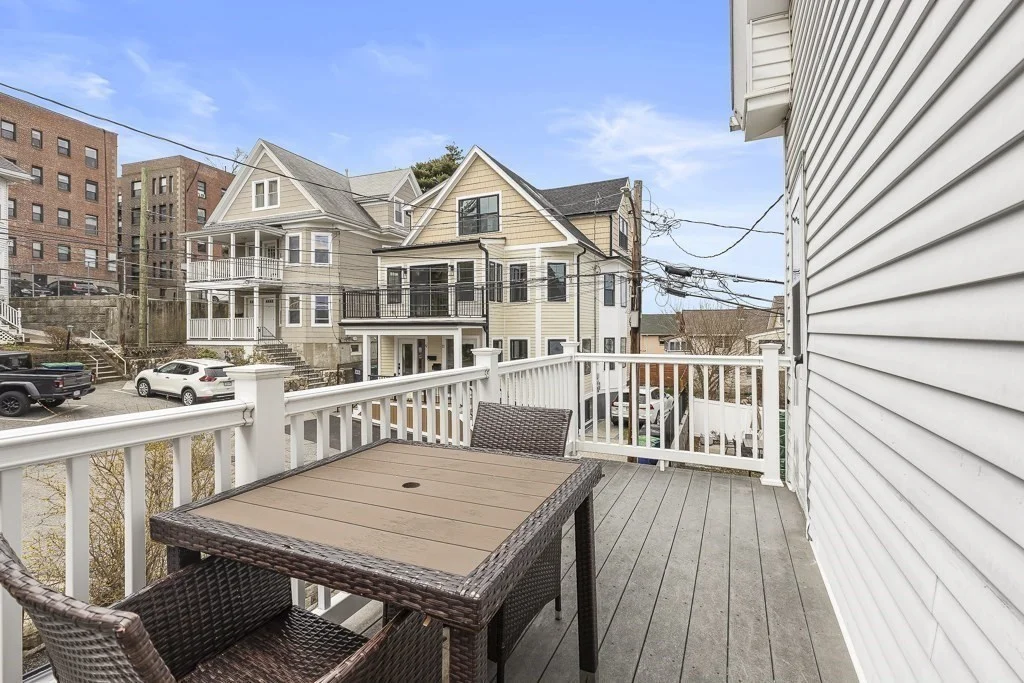 5 bed, 2 bath apartment for rent at 55 Main St Unit -, Winter Hill — photo 15 of 21