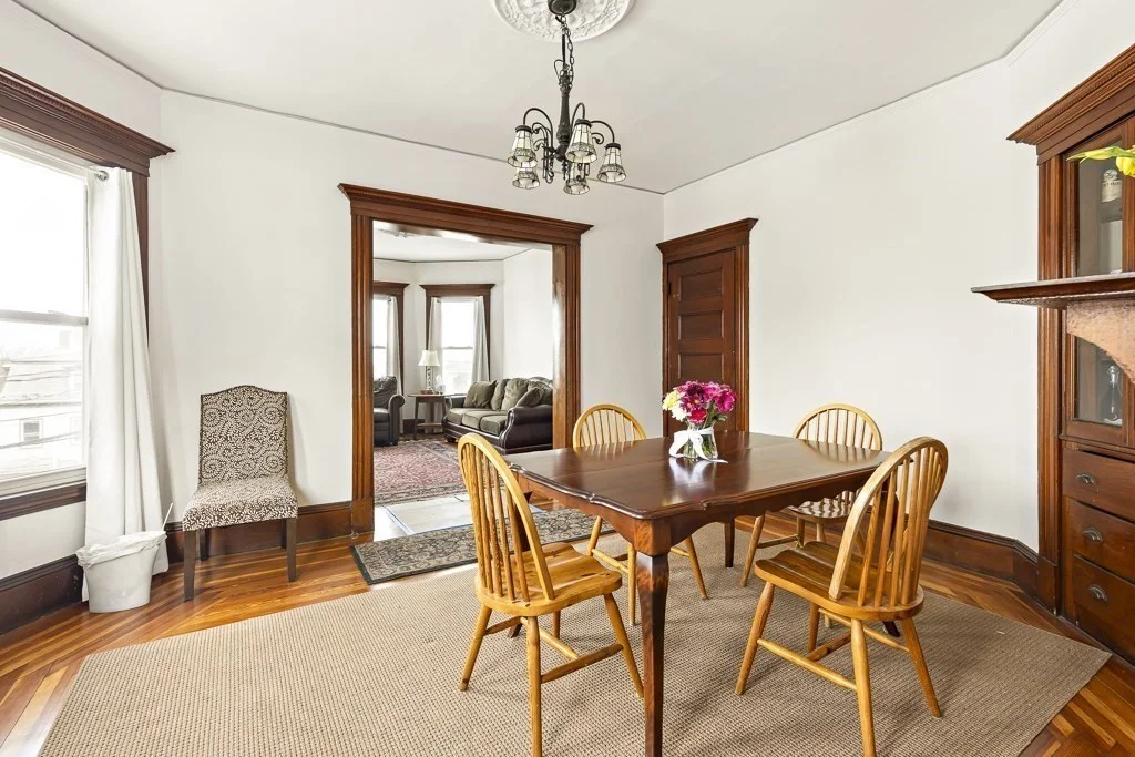 5 bed, 2 bath apartment for rent at 55 Main St Unit -, Winter Hill — photo 10 of 21