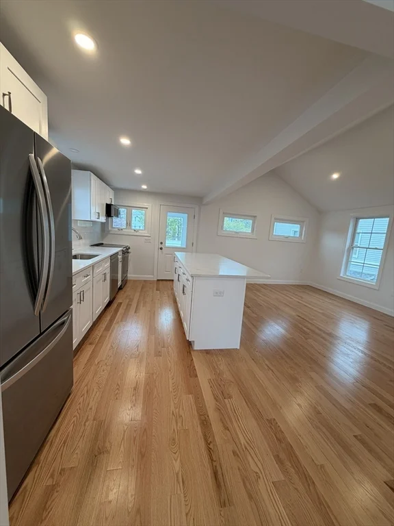 3 bed, 2 bath apartment for rent at 55 Mansfield Unit B, Gloucester — photo 3 of 23