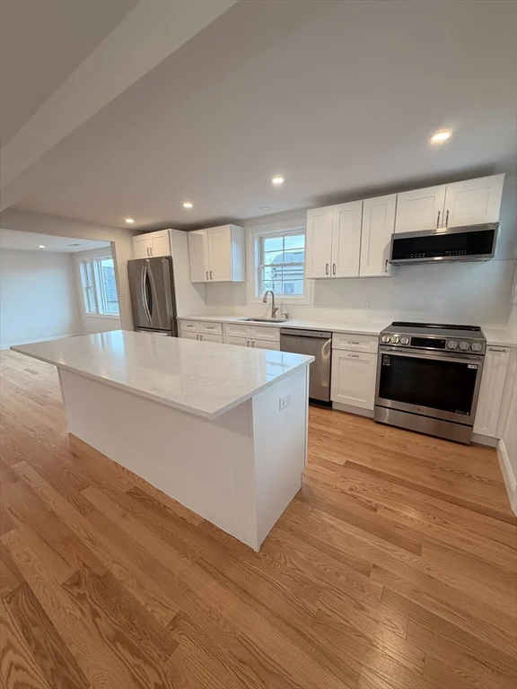 3 bed, 2 bath apartment for rent at 55 Mansfield Unit B, Gloucester — photo 1 of 23