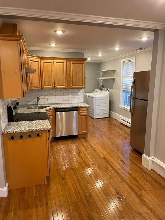 2 bed, 1 bath apartment for rent at 55 Marshall St Unit 3, Winter Hill — photo 2 of 11