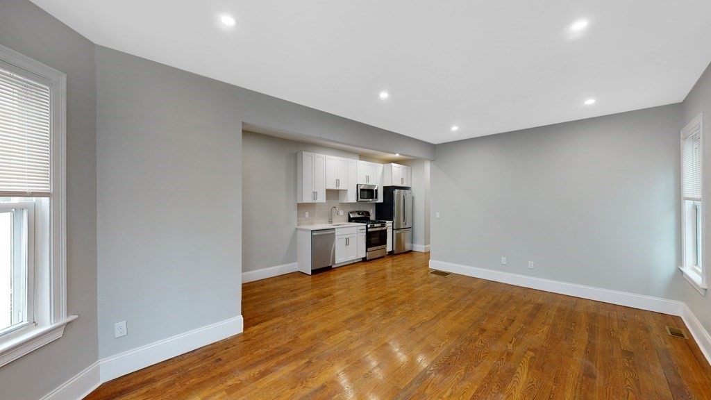 4 bed, 2 bath apartment for rent at 55 Mount Vernon St Unit 1, Dorchester — photo 3 of 16
