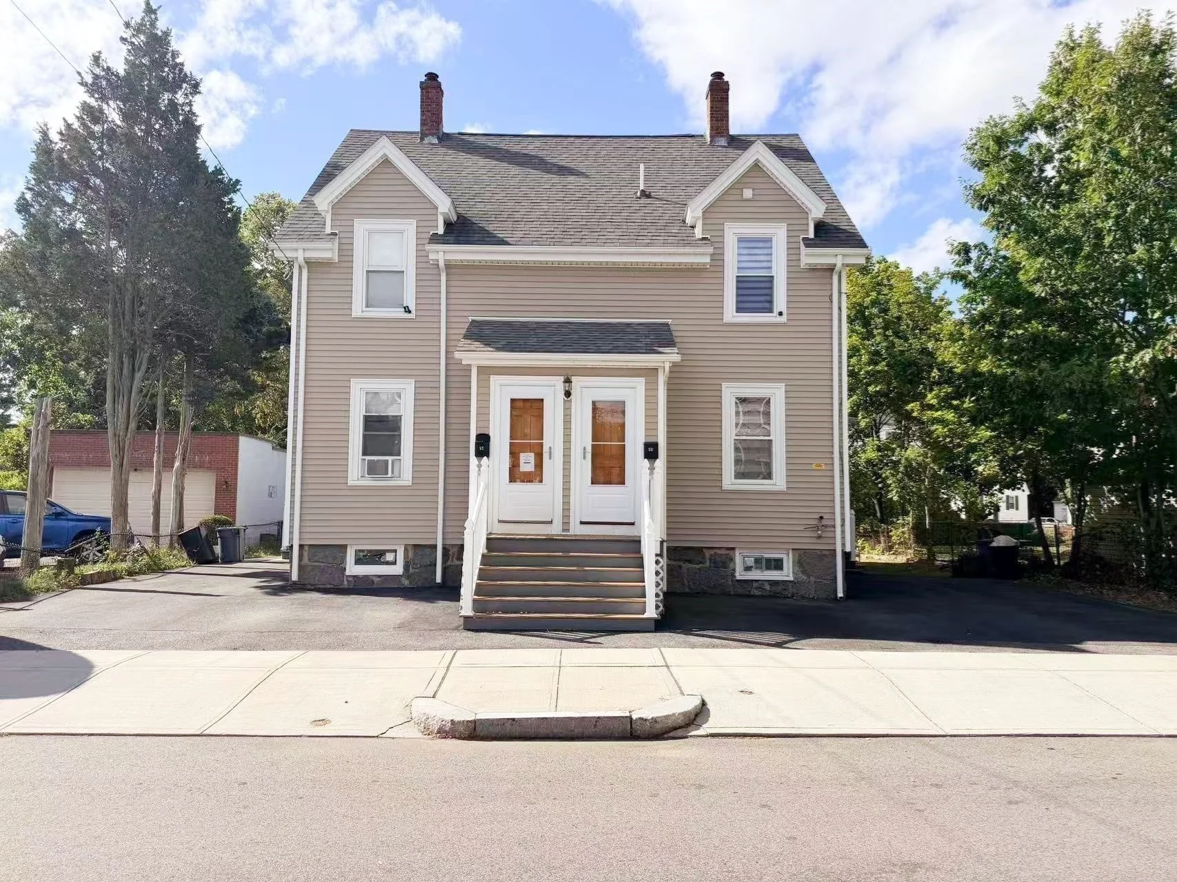 3 bed, 2 bath apartment for rent at 55 Murdock Ave Unit 55, Quincy