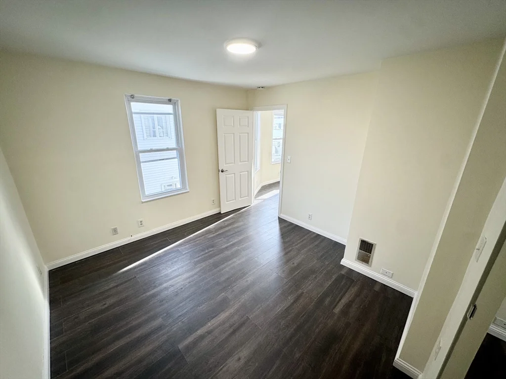 2 bed, 1 bath apartment for rent at 55 Myrtle St Unit 2, Everett — photo 10 of 10