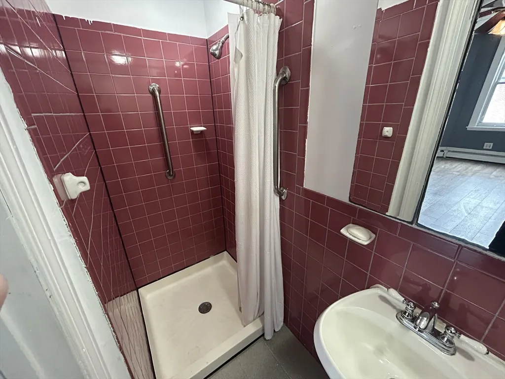 4 bed, 2 bath apartment for rent at 55 P St Unit 2, South Boston — photo 6 of 34