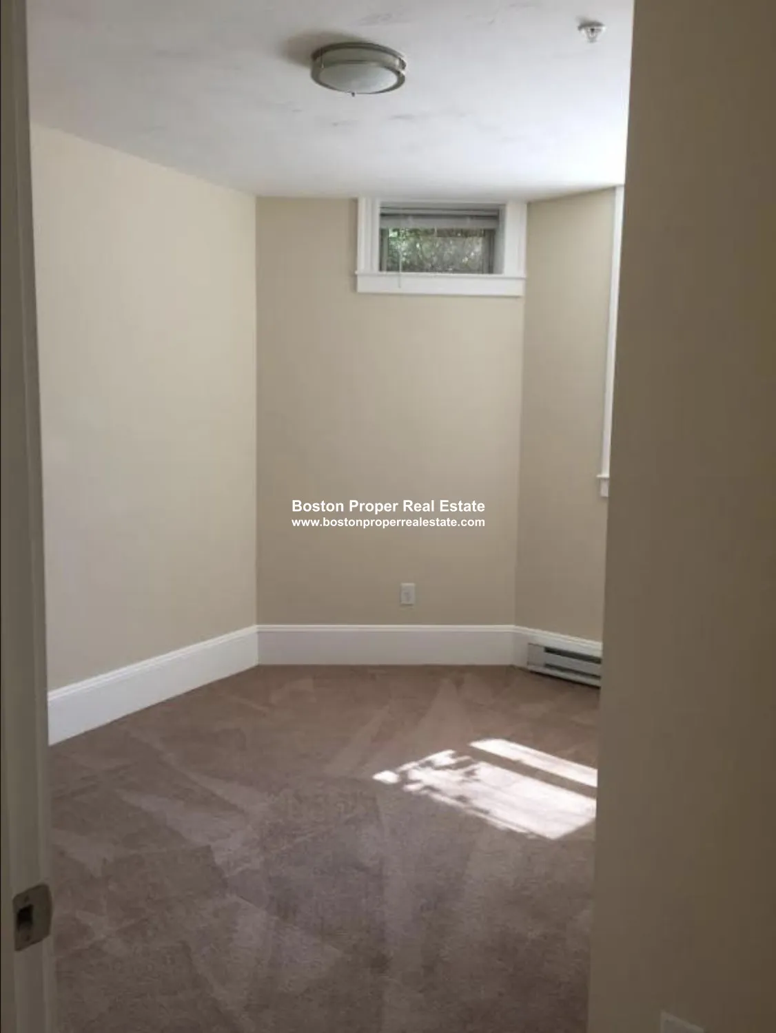 3 bed, 1 bath apartment for rent at 55 Park Dr Unit 1, Fenway — photo 5 of 8