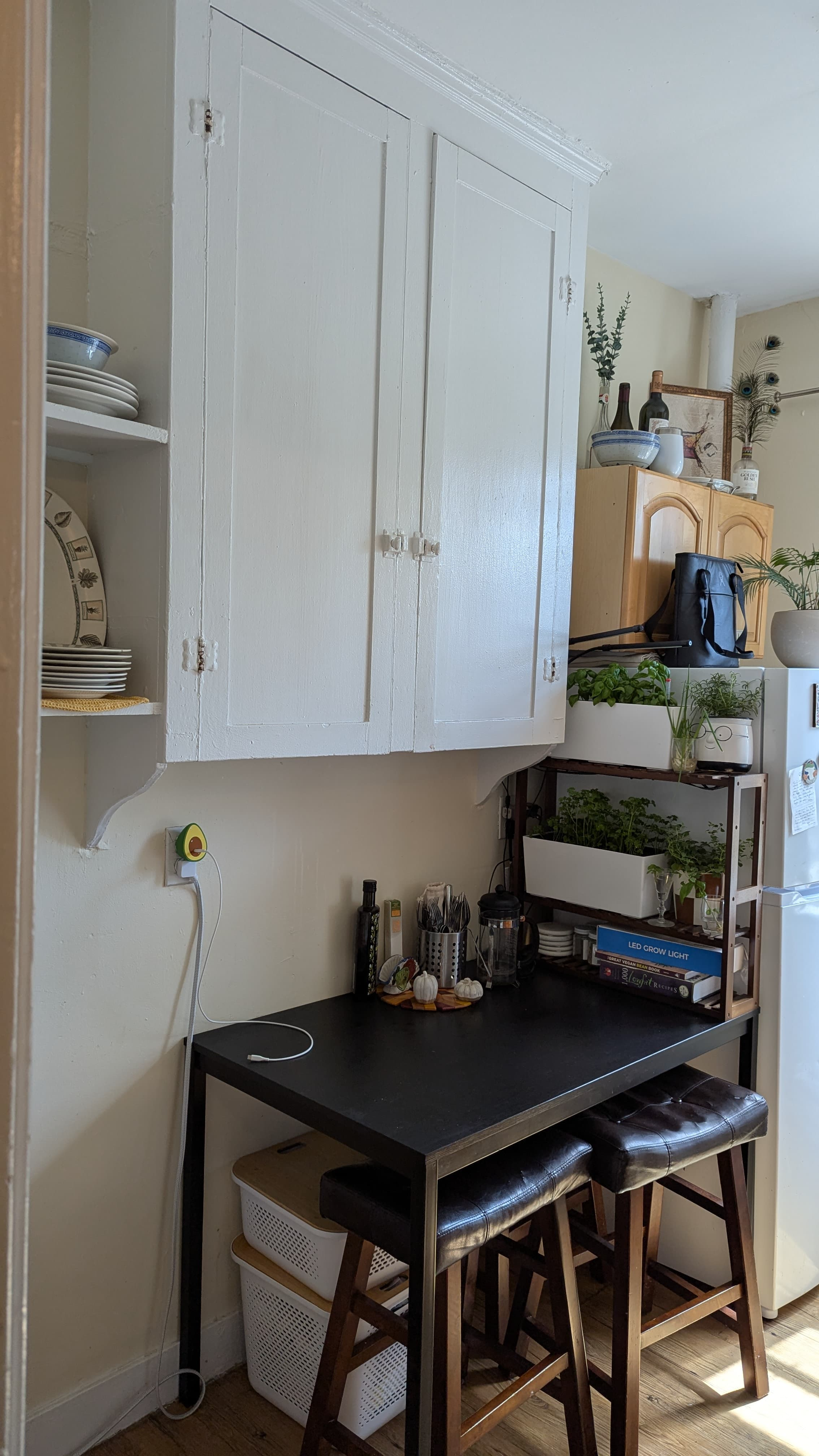 Studio bed, 1 bath apartment for rent at 55 Park Dr Unit 11, Fenway — photo 5 of 7